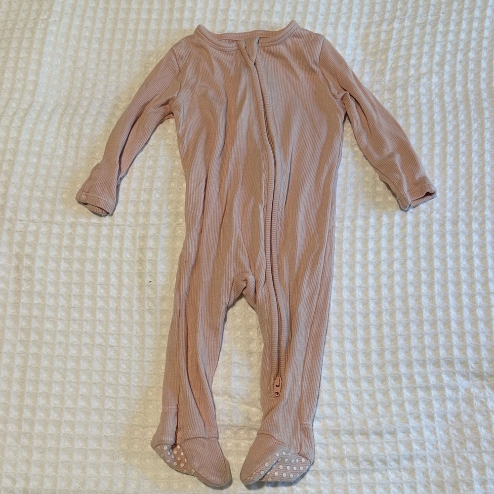 Angel Dear Long Sleeve Footed One-Piece Pajama - Dusty Rose